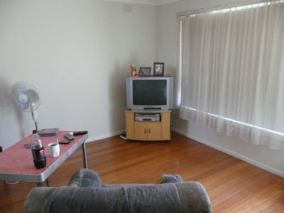 8 / 6 Bruce Street, Laverton