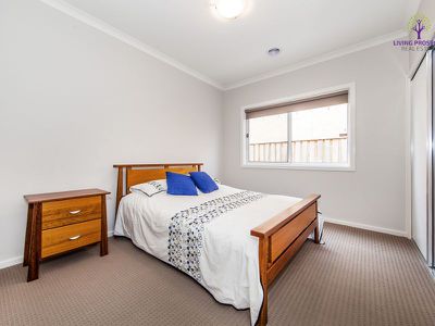 5 Leadbeater Street, Point Cook