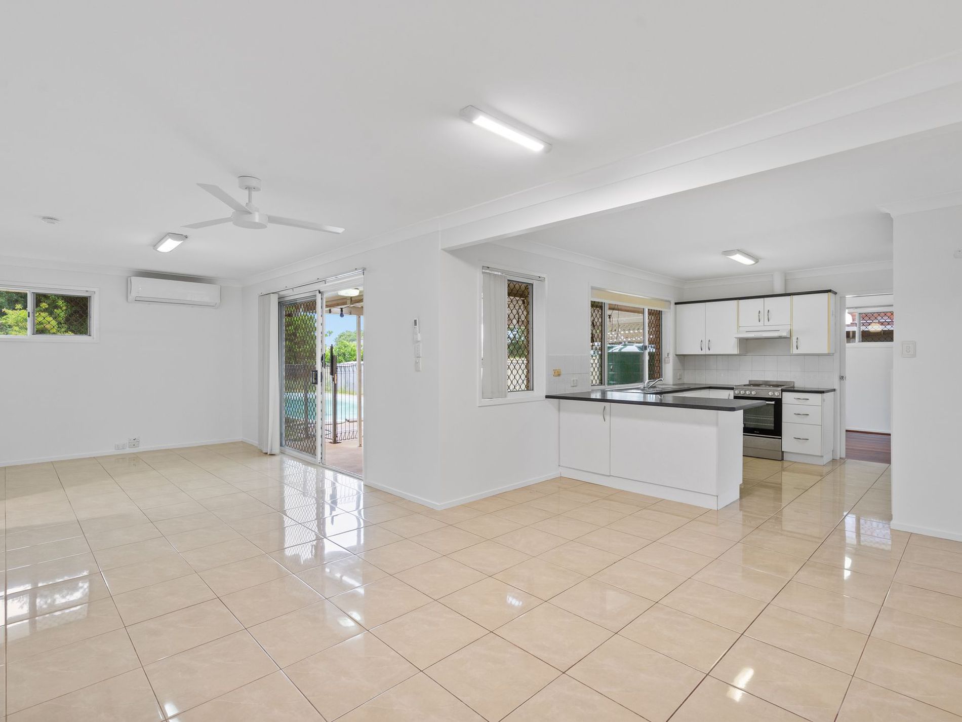 16 Falstaff Street, Sunnybank Hills