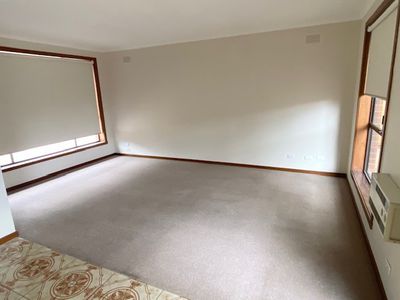 2 / 59 Woodville Park Drive, Hoppers Crossing