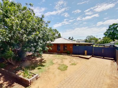 7 Barlow Court, Dubbo
