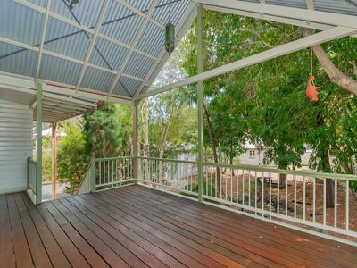 30 Bridge Street, North Booval