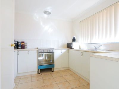 4 / 21 La Manche Avenue , Port Kennedy