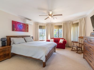 11 Keel Cove, Waikiki