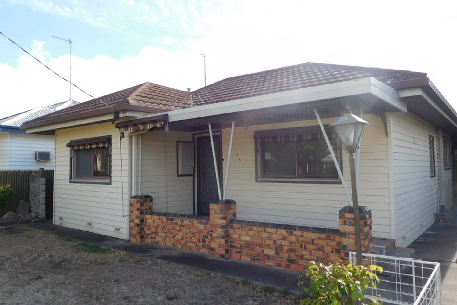 16 Gertrude Street, Horsham