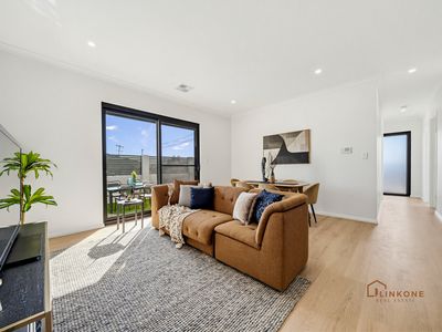 47 GOLF ROAD, Parkwood