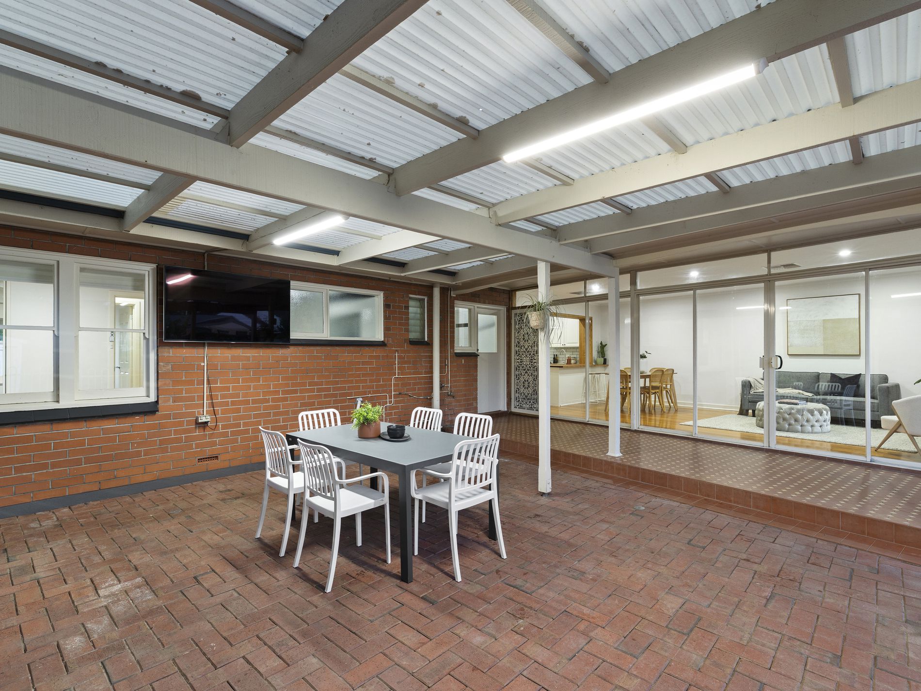 1 Almond Avenue, Dernancourt