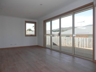 3 / 122A Main Street, Huonville