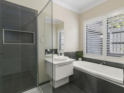 8 Lapin Grove, Wandana Heights