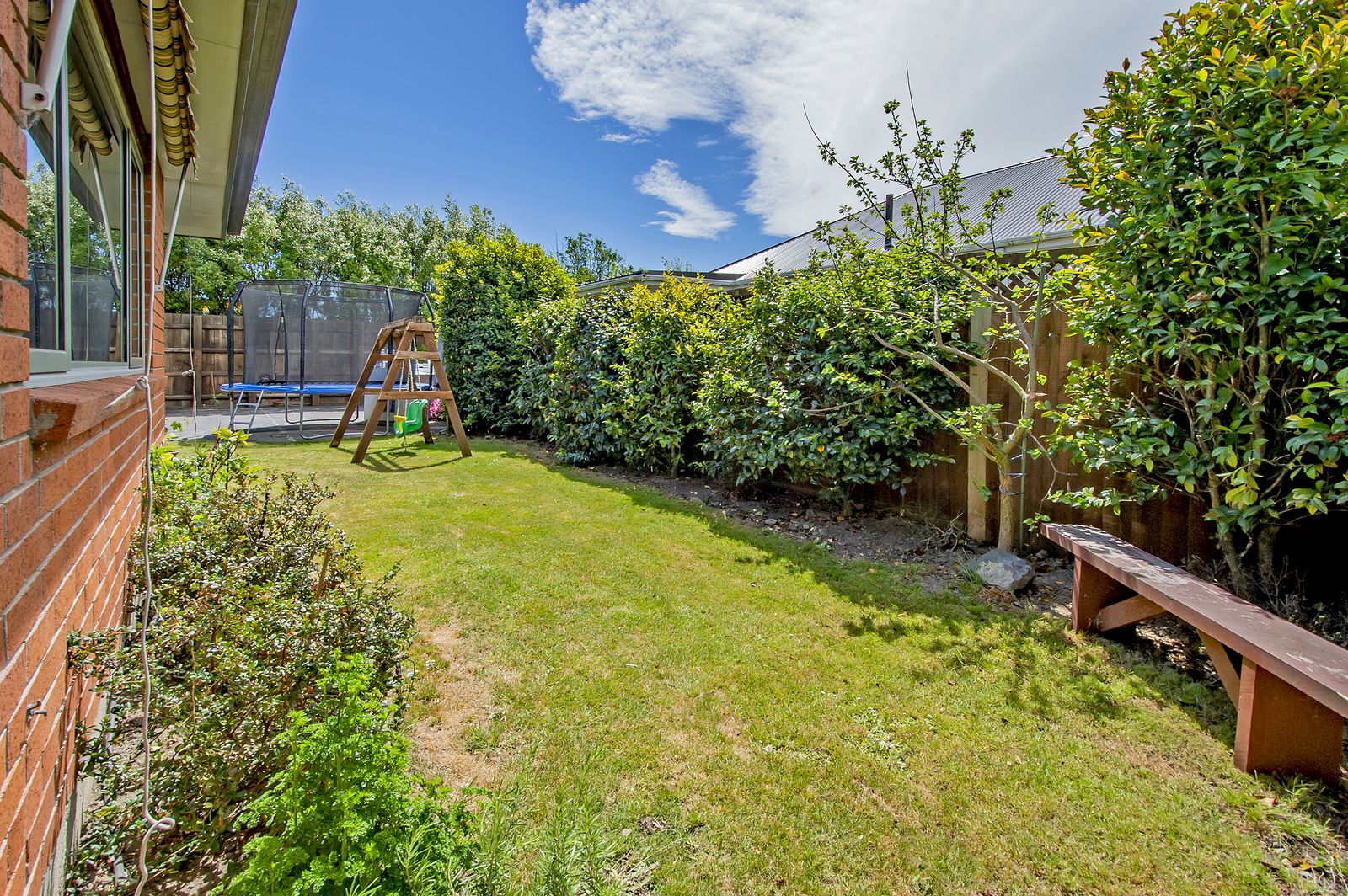10a Dinton Street