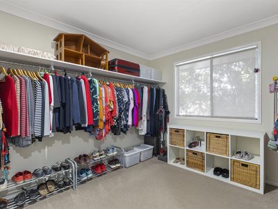 47 Mary Ring Drive, Samford Village