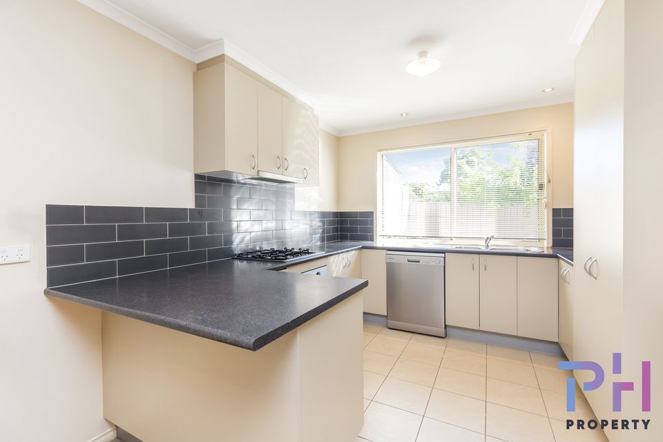 2A Symonds Street, Golden Square