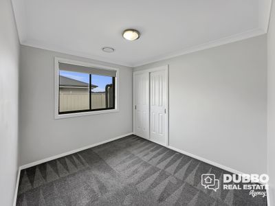 13B Turon Crescent, Dubbo
