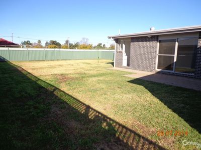 36 Dunheved Circle, Dubbo