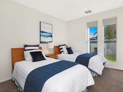 15 Oak Court, Minyama