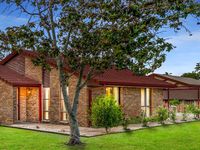 2 Chiltern Court, Rochedale South