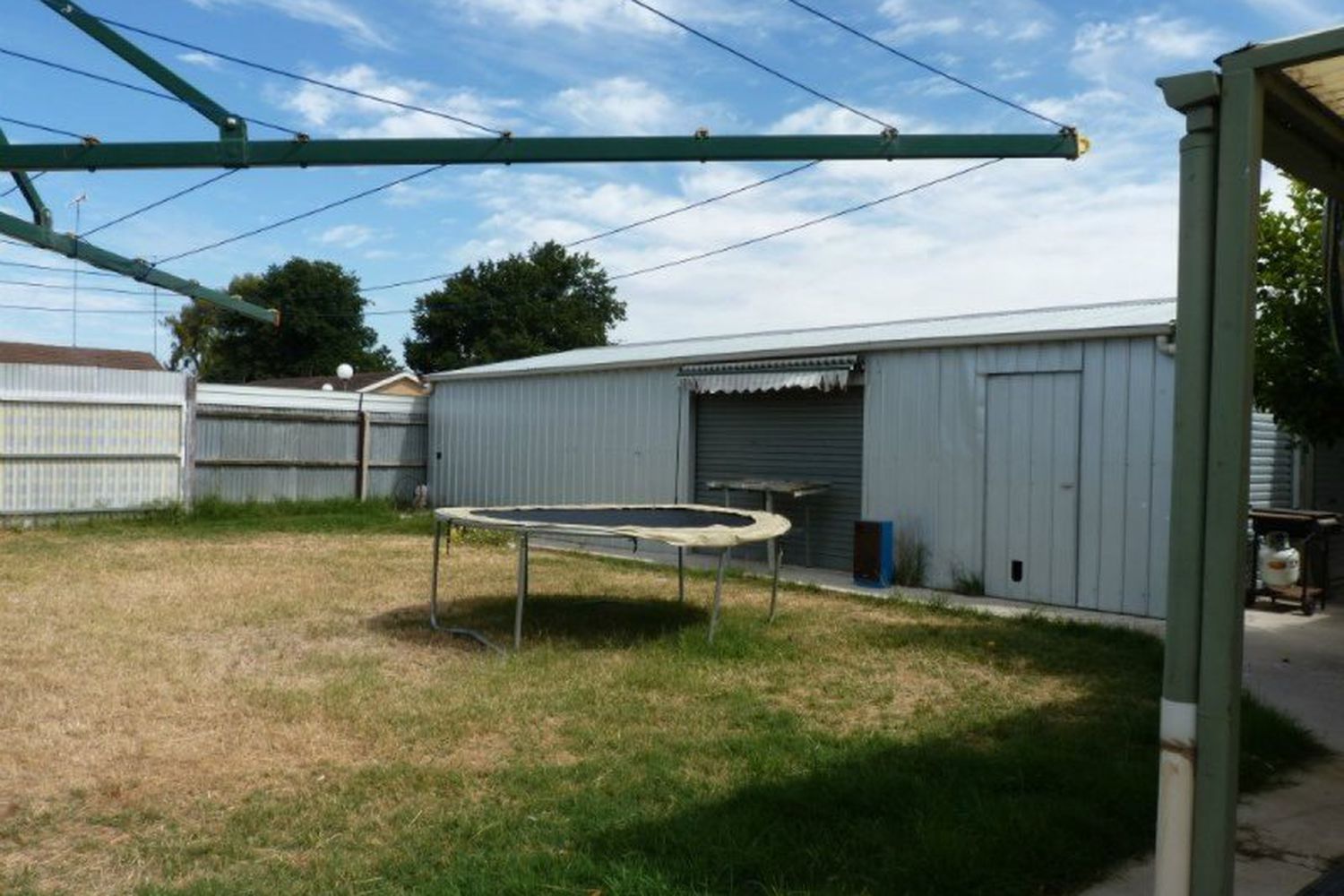 14 Robinson Street, Horsham