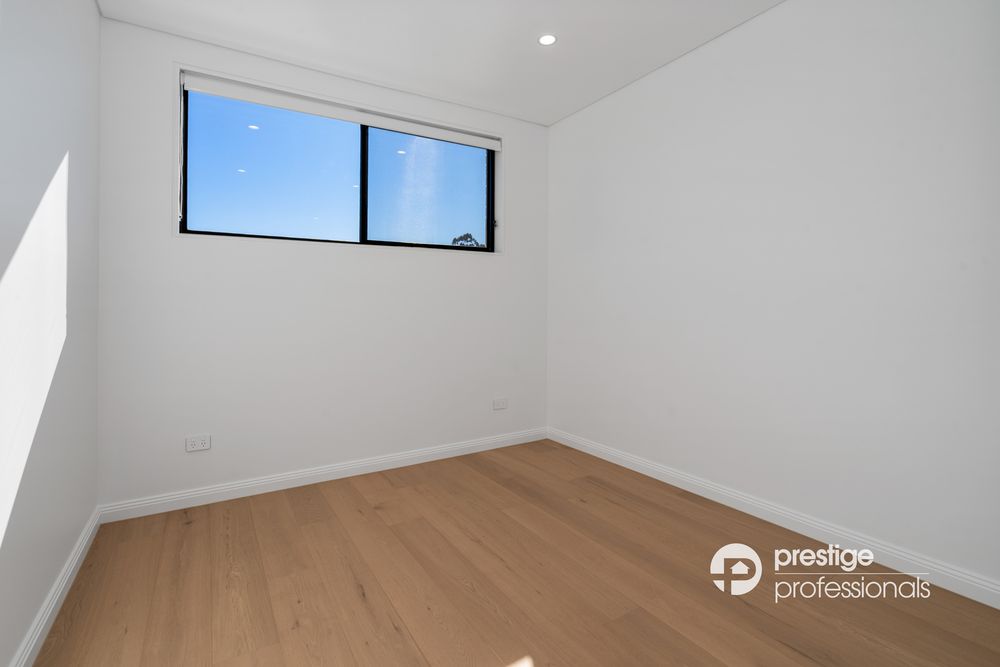 1 / 5 Elouera Crescent, Moorebank