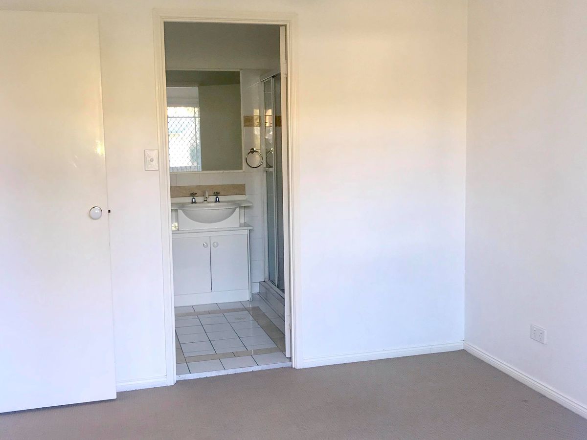 8 / 9 Bergin Street, Milton