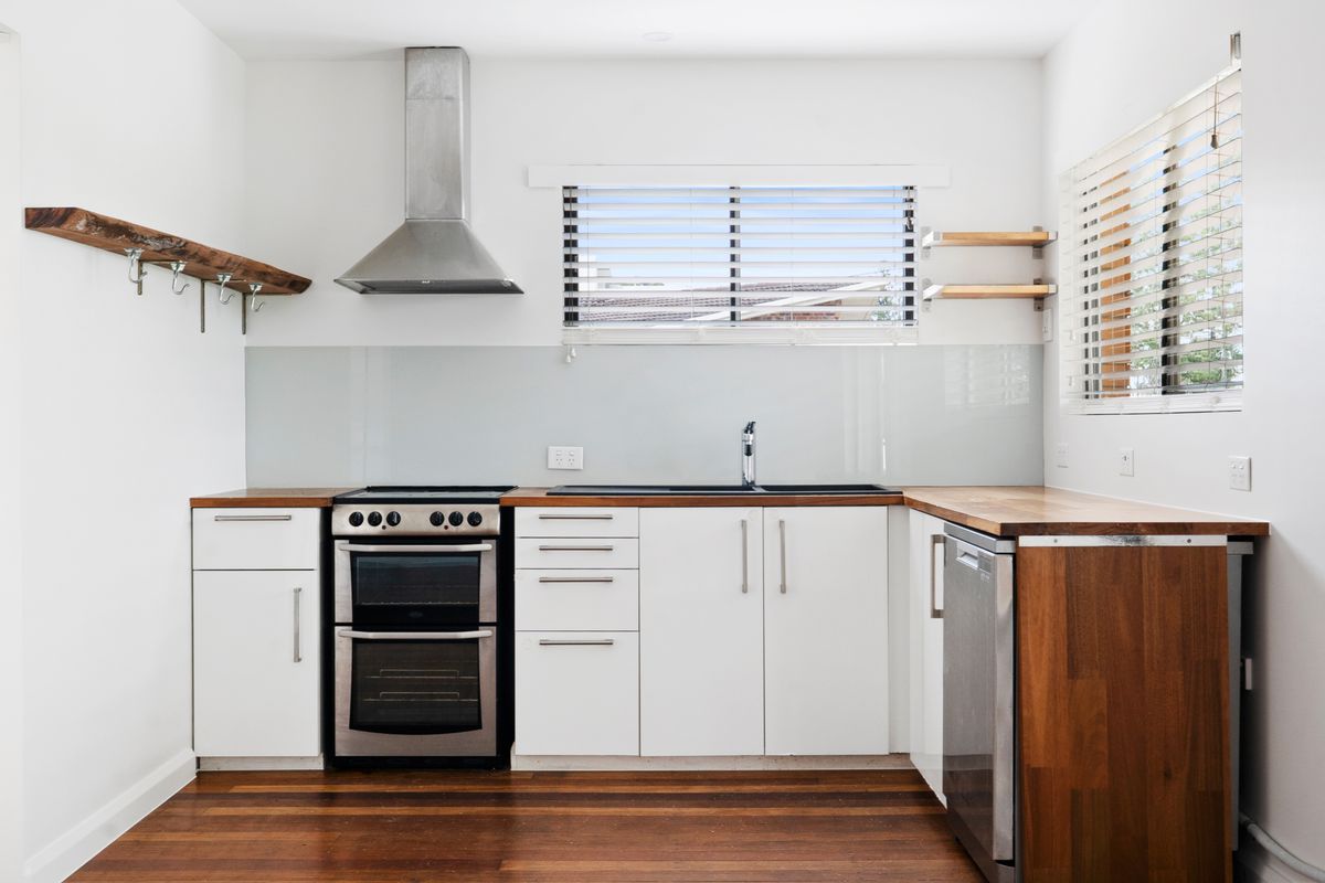 4 / 21 Awoonga Avenue, Burleigh Heads