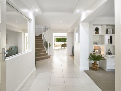 14 Rocklea Crescent, Sylvania