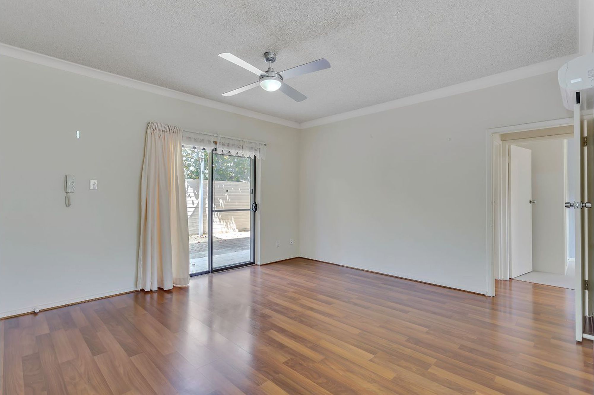 9 / 7-9 L'Estrange Street, Glenside