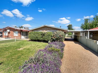 7 Davies Street, Dubbo