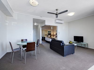 34 / 2-4 Kingsway Place, Townsville City