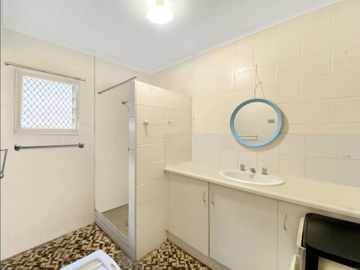 20 McConnell Street, Atherton