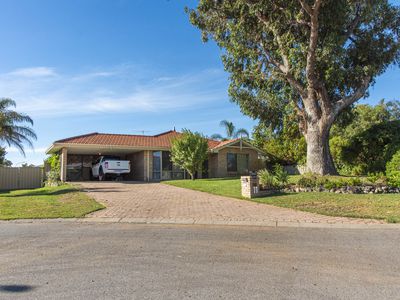 11 Parilla Court, Greenfields