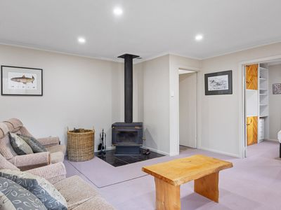 3989 Victoria Valley Road, Dee