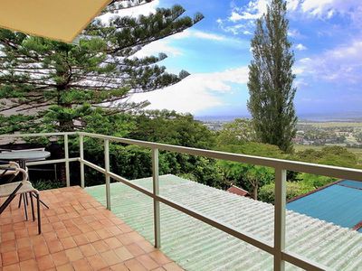 175 Farmborough Road, Farmborough Heights
