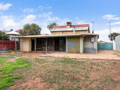 8 Roberts St, Kalgoorlie