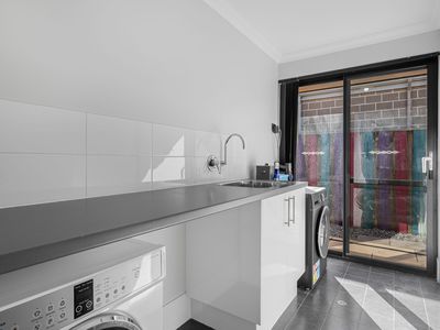 1 Coalseam Street, Ellenbrook