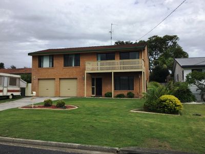9 Tahiti Avenue, Forster