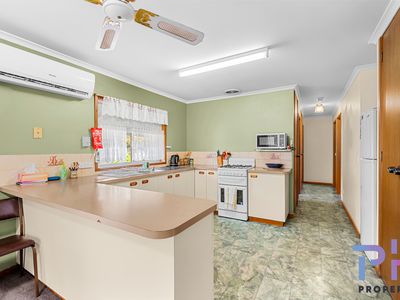 10 View Street, Kangaroo Flat