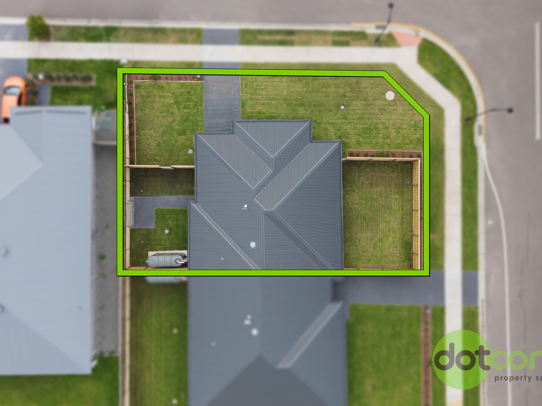 2 / 12 Aurora Way, Chisholm