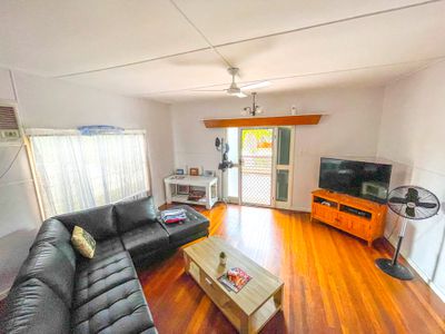 15 Brisk Street, Rowes Bay