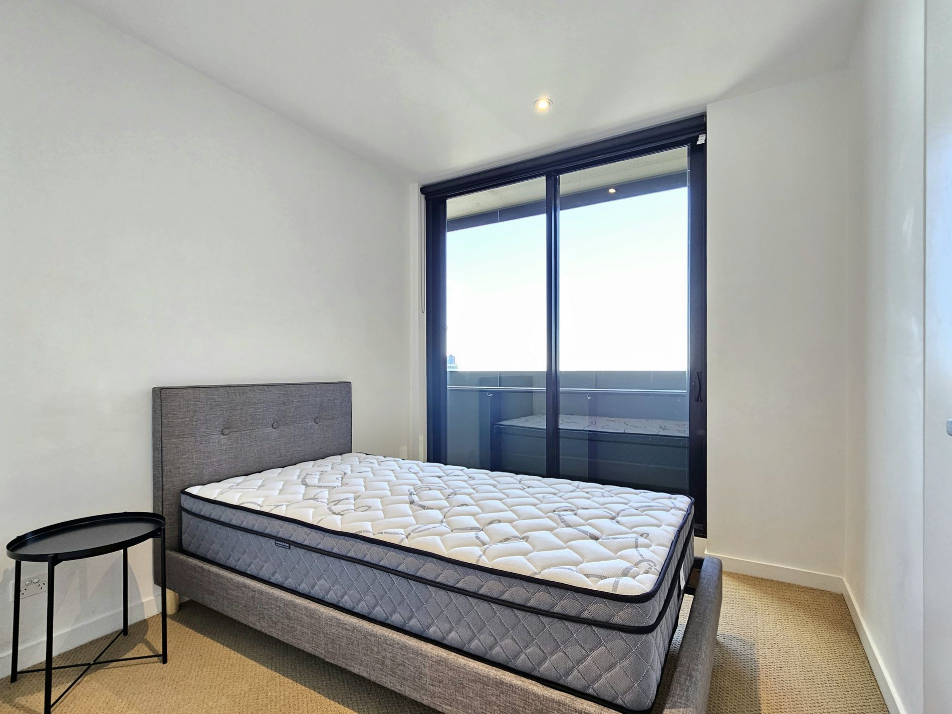 2618 / 555 Swanston Street, Carlton