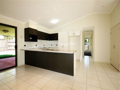 5 Kurrajong Place, Tewantin