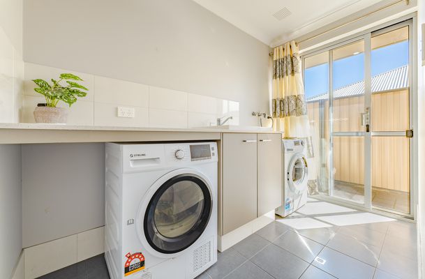 52 Bucker Street, Whitby