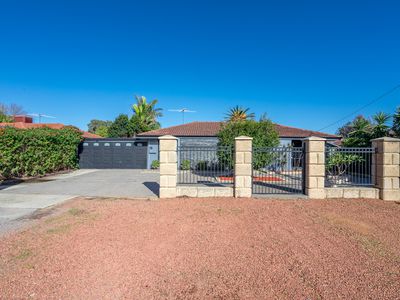 16 Tomlinson Place, Armadale