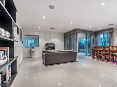 27 Botanic Avenue, Banksia Grove