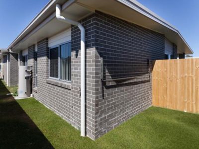 2 / 35 Kevin Mulroney Drive, Flinders View