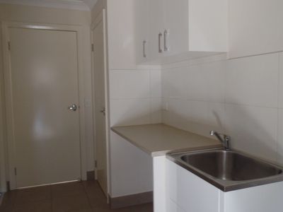 2 / 7 Newton Street, Shepparton