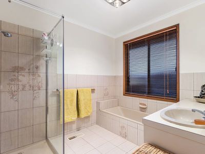 20 Priestley Cres, Seymour