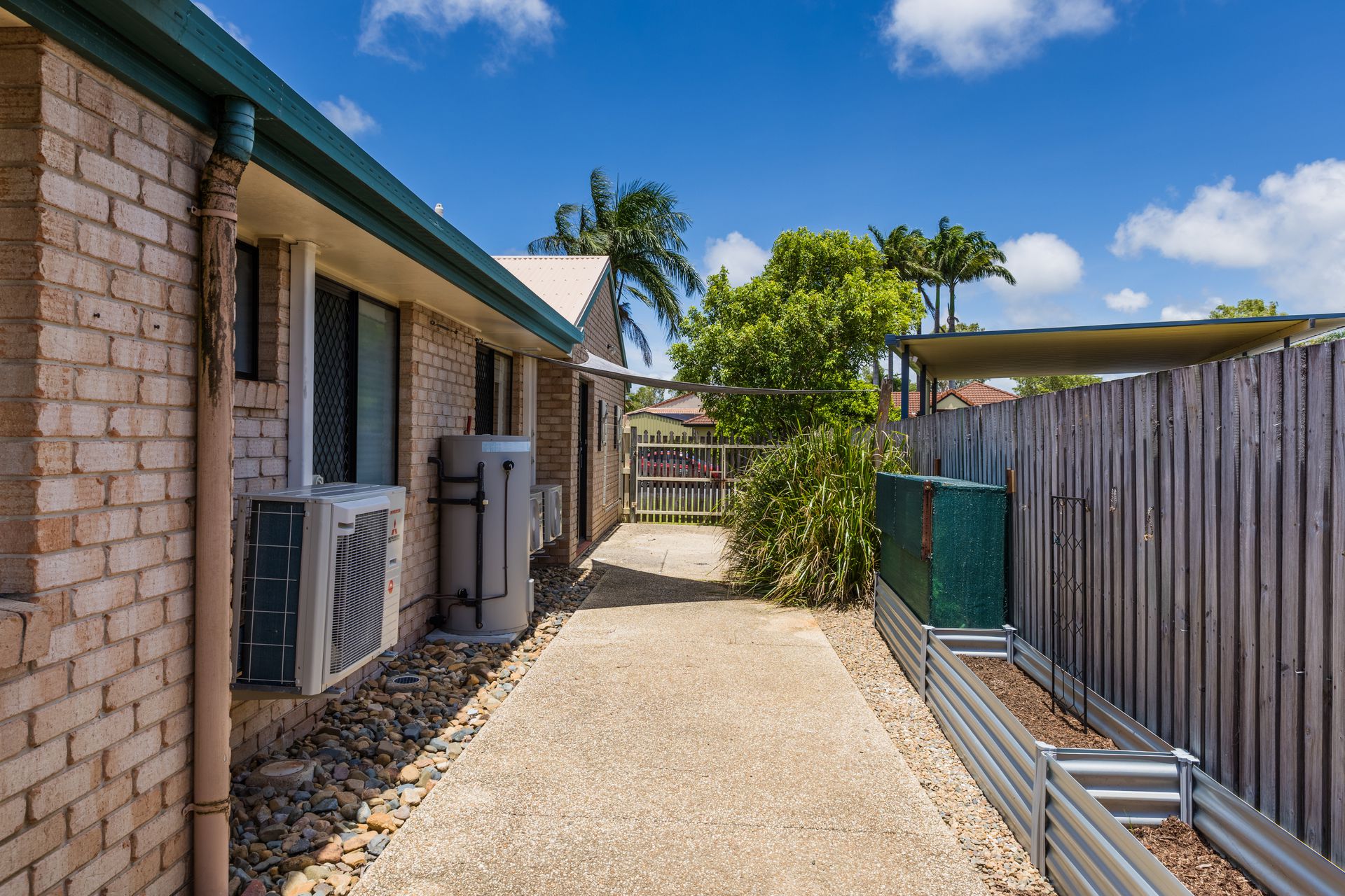 32 Vassallo Drive, Glenella