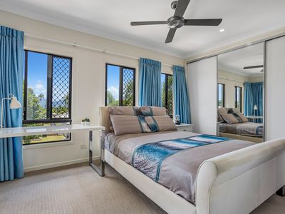 16 City View Crescent, Mooroobool