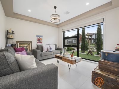 14 Dorney Rise, Taylor