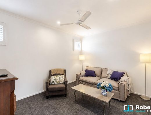 Stylish & Spacious Living in Old Tewantin image 8 Stylish & Spacious Living in Old Tewantin image 8